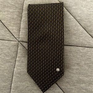 Men’s Alfred Dunhil tie 100% silk hand made olive green white black lined